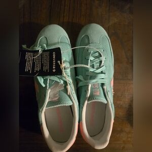 Converse Women's Light Green Sneakers